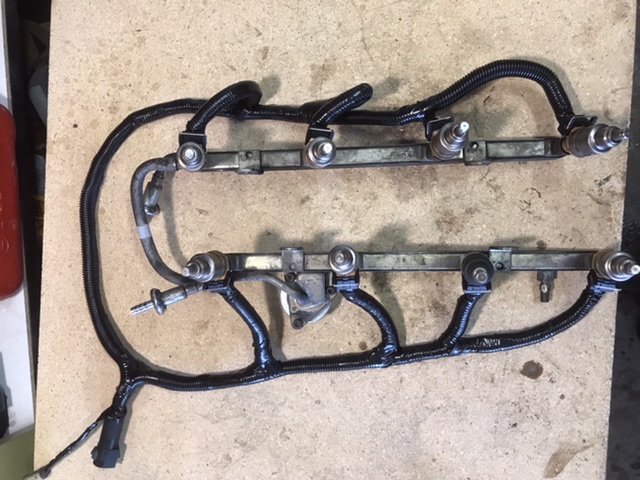 Fuel injector wiring harness 