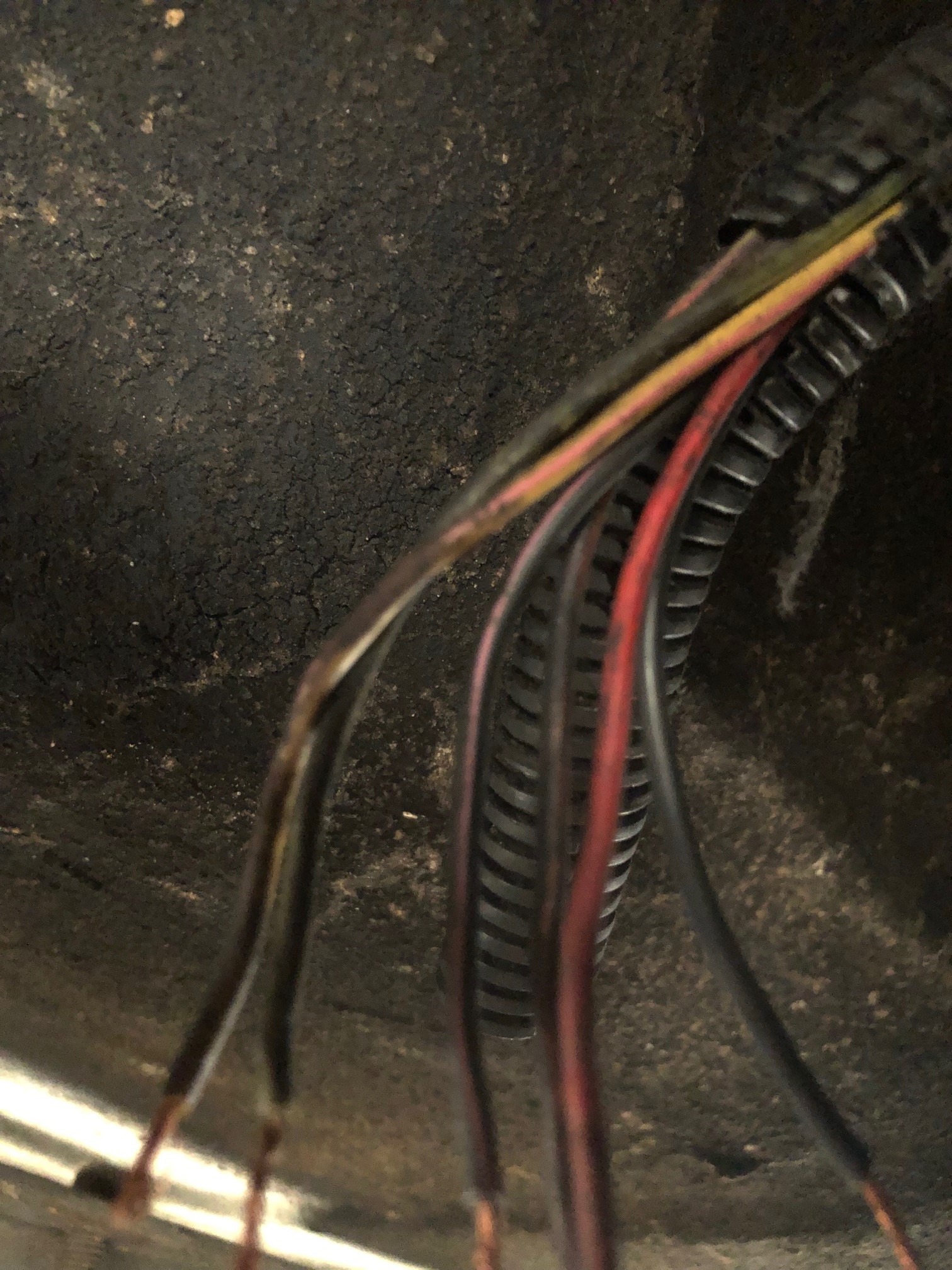 Analog Range sensor - wires came loose