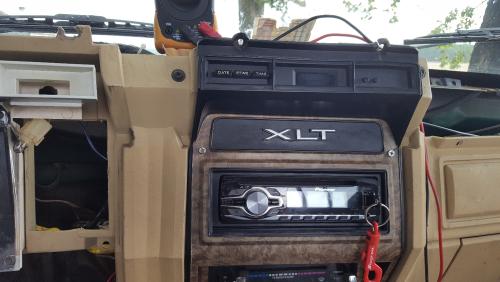 Cluster & Radio/Heater Bezel