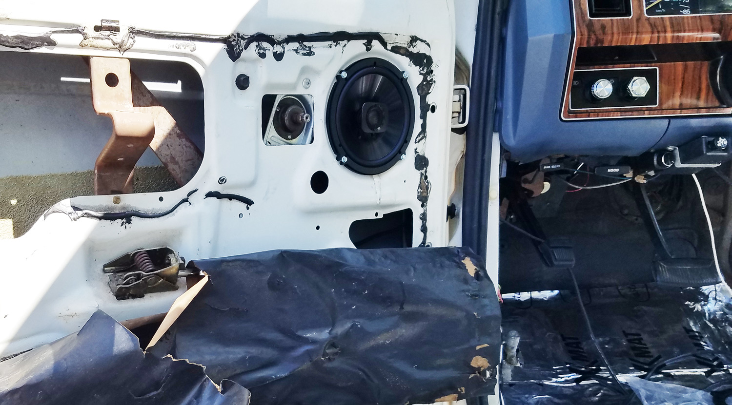 1985 F150 Driver Side Door Speaker Install - 6.5"